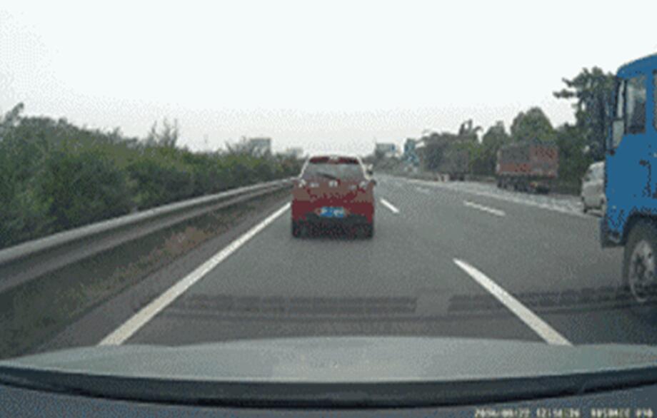 4.3 留有余地 – 跟車過近
